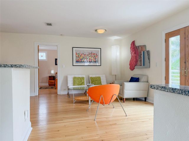 237 20TH AVENUE SE, St Petersburg, FL 33705