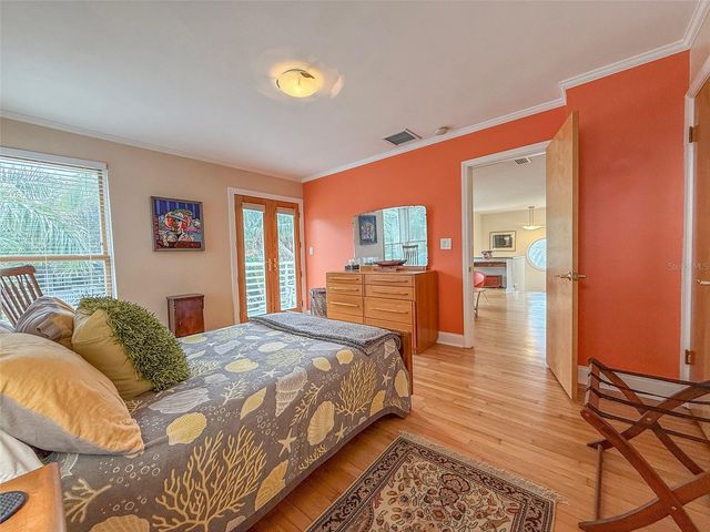 237 20TH AVENUE SE, St Petersburg, FL 33705