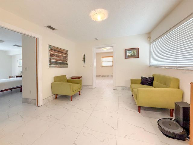 237 20TH AVENUE SE, St Petersburg, FL 33705