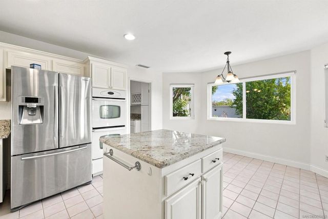 413 Lexington, Oceanside, CA 92057