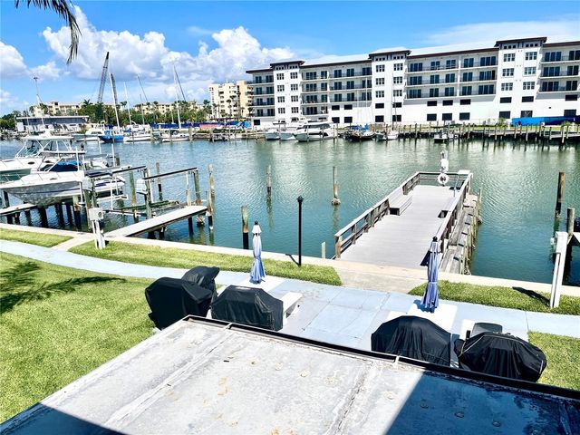 165 MEDALLION BOULEVARD H, Madeira Beach, FL 33708