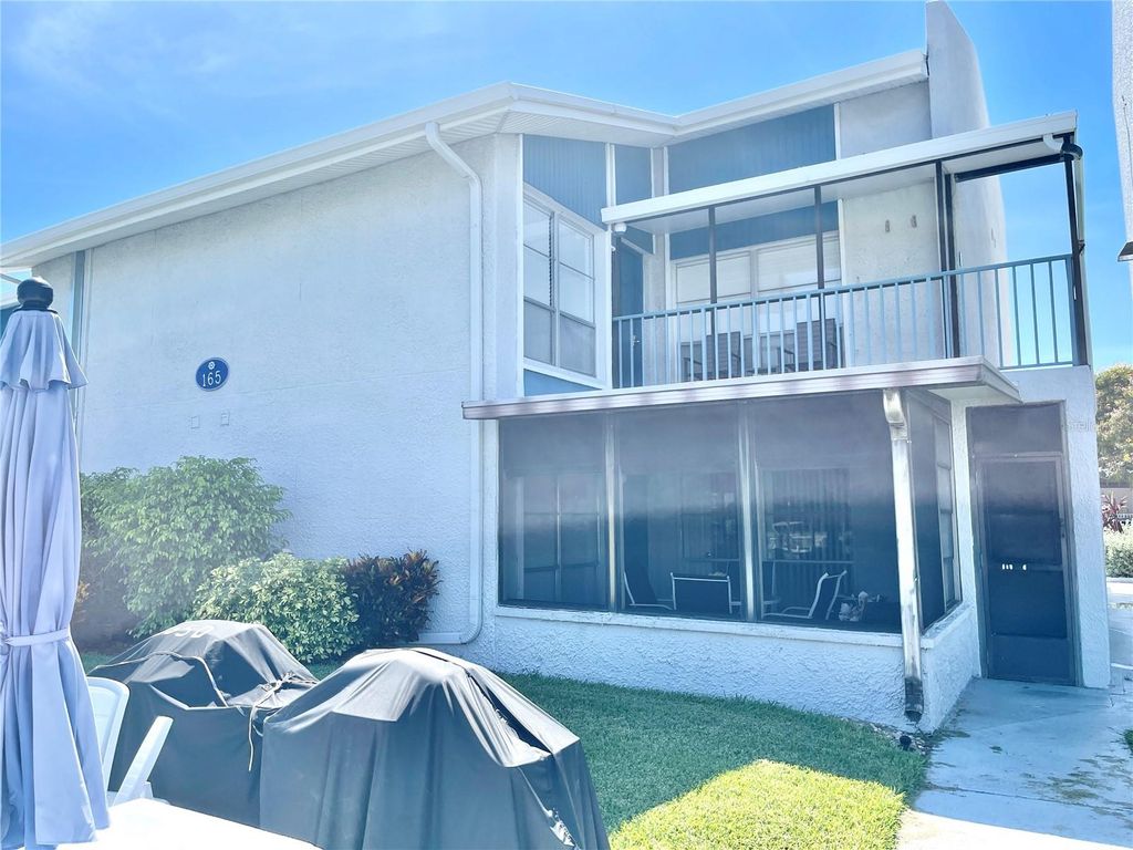165 MEDALLION BOULEVARD H, Madeira Beach, FL 33708
