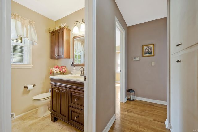 1409 Continental Drive, Evansville, IN 47715