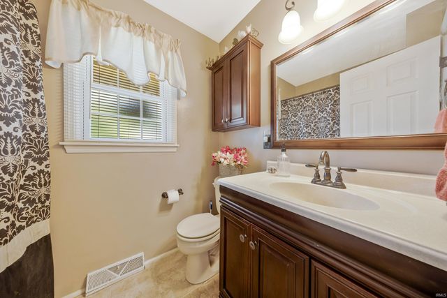 1409 Continental Drive, Evansville, IN 47715