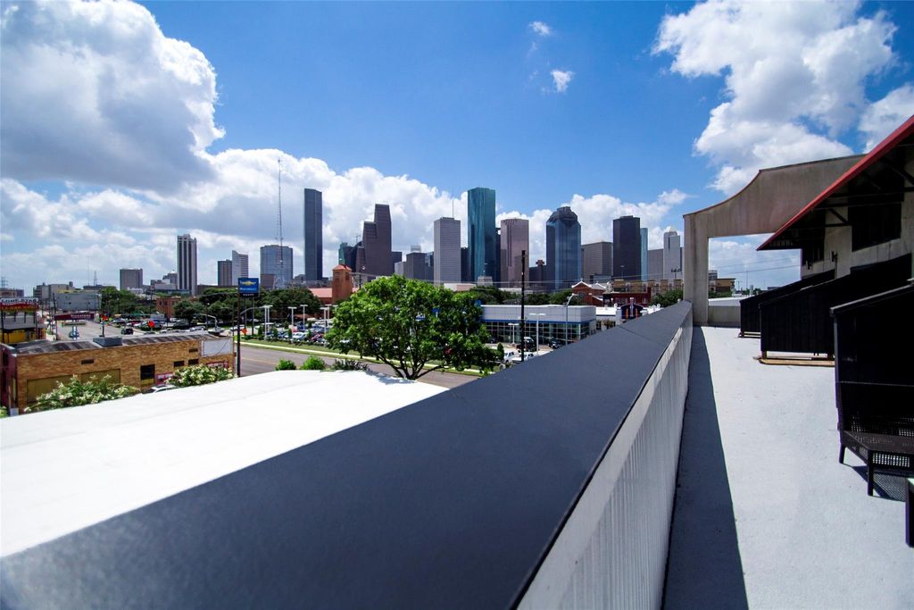 1518 Washington Avenue E, Houston, TX 77007