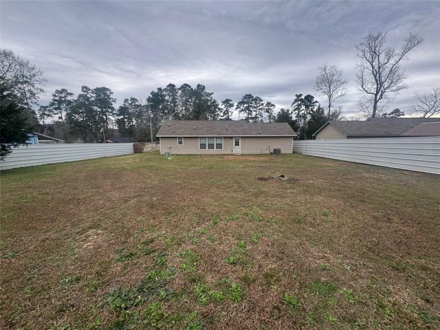 10604 Royal Adrian Drive, Conroe, TX 77303