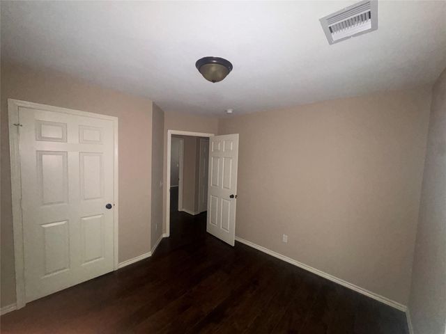 10604 Royal Adrian Drive, Conroe, TX 77303