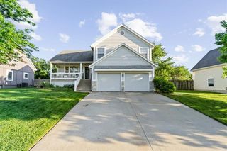 727 SE London Way, Lee's Summit, MO 64081