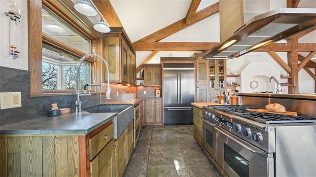 N30732 Square Bluff Road, Blair, WI 54616