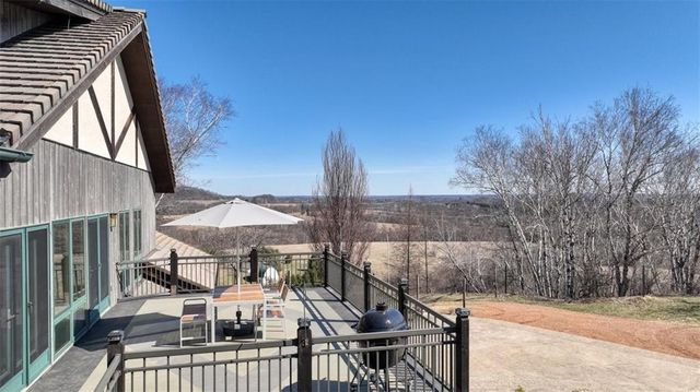 N30732 Square Bluff Road, Blair, WI 54616