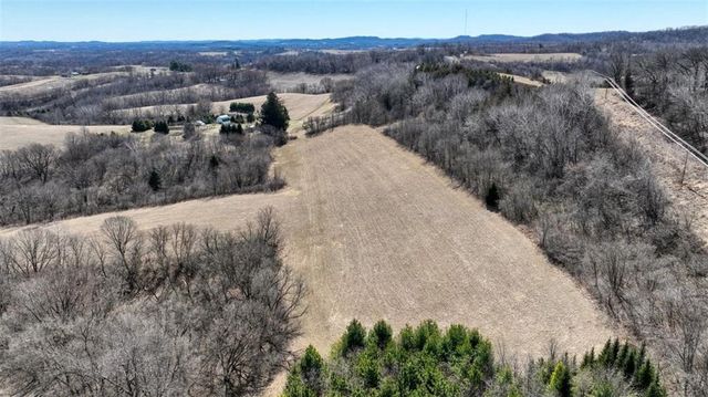 N30732 Square Bluff Road, Blair, WI 54616