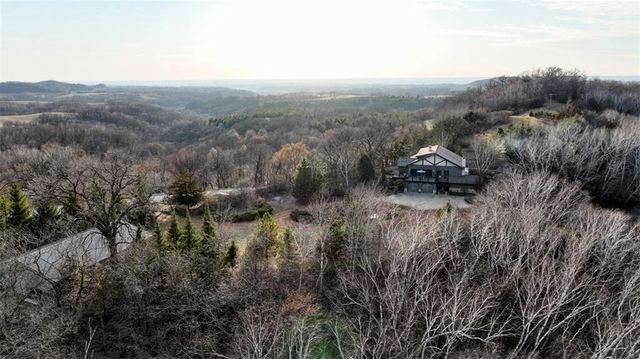 N30732 Square Bluff Road, Blair, WI 54616