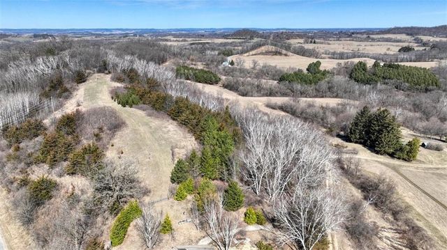 N30732 Square Bluff Road, Blair, WI 54616