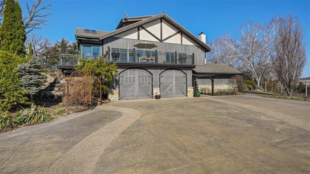 N30732 Square Bluff Road, Blair, WI 54616