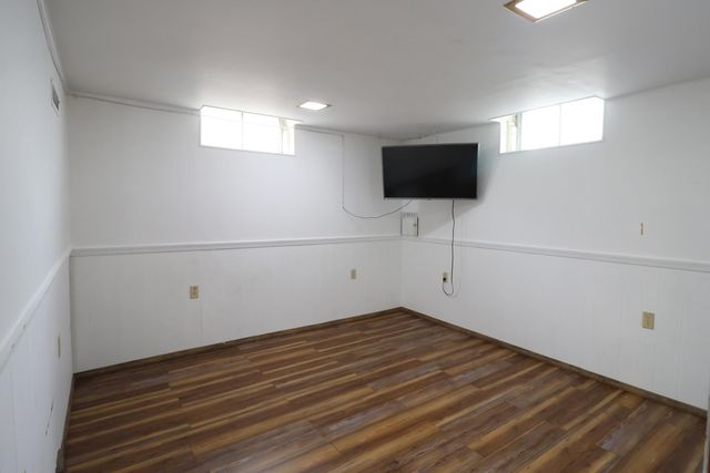 1203 Dover Dr, Salina, KS 67401