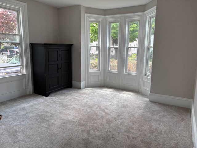 78 Pennacook Street, Manchester, NH 03104