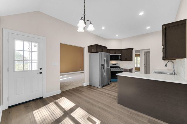 736 Cinnamon Teal Court, Hobart, IN 46342