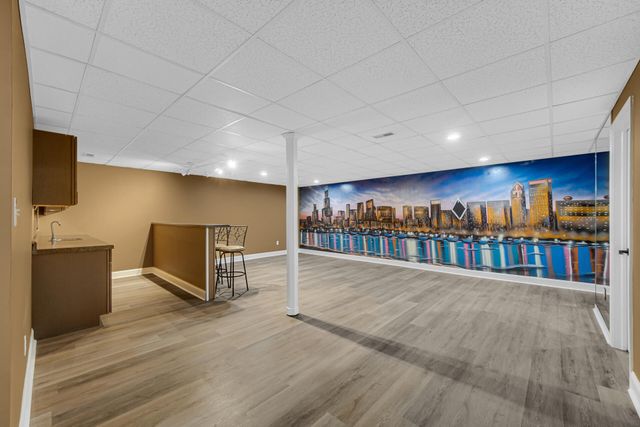 736 Cinnamon Teal Court, Hobart, IN 46342