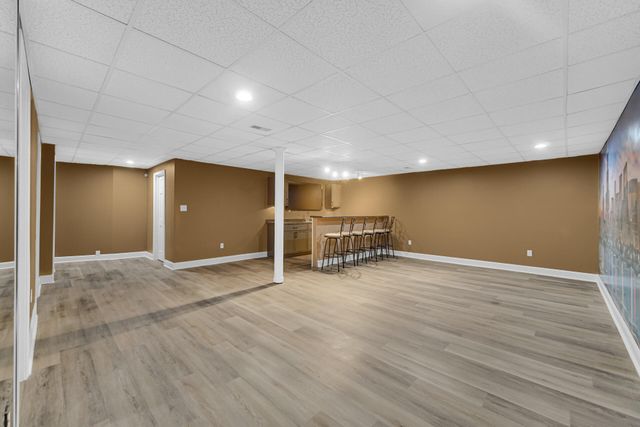 736 Cinnamon Teal Court, Hobart, IN 46342