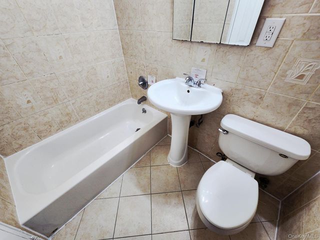 112 UNION Road 3L, Spring Valley, NY 10977