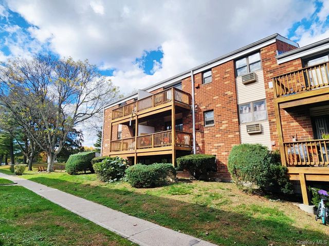 112 UNION Road 3L, Spring Valley, NY 10977