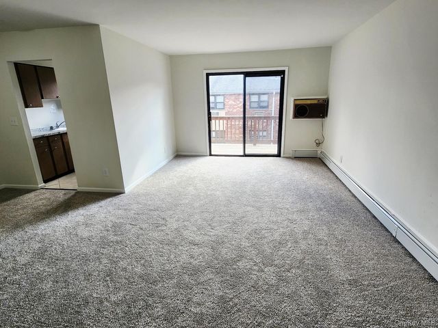 112 UNION Road 3L, Spring Valley, NY 10977