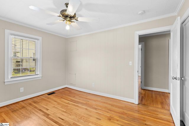 711 N Adair Street, Clinton, SC 29325