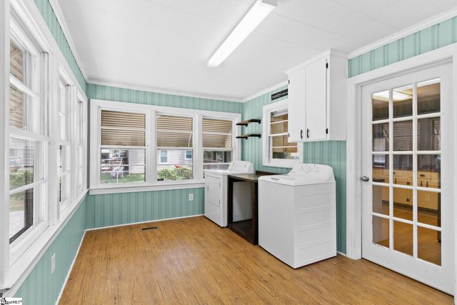 711 N Adair Street, Clinton, SC 29325