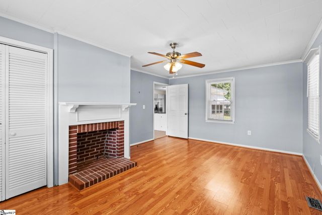 711 N Adair Street, Clinton, SC 29325