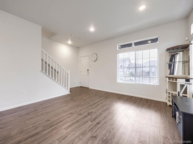 19990 E 40TH Ave 4, Denver, CO 80249