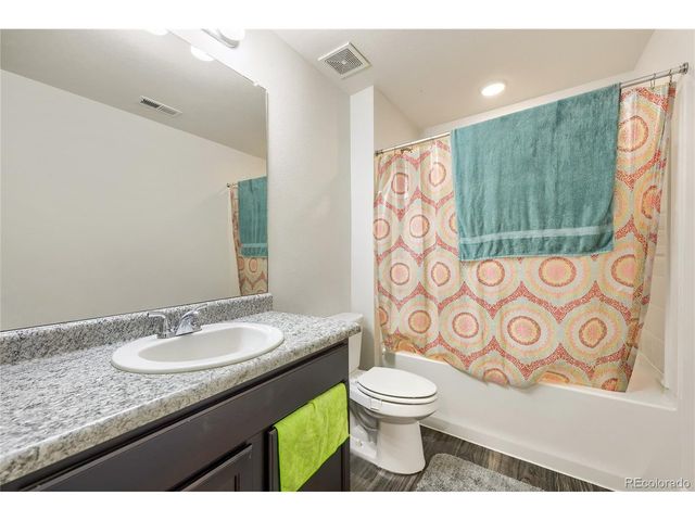 19990 E 40TH Ave 4, Denver, CO 80249