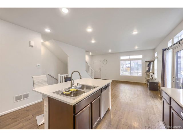 19990 E 40TH Ave 4, Denver, CO 80249