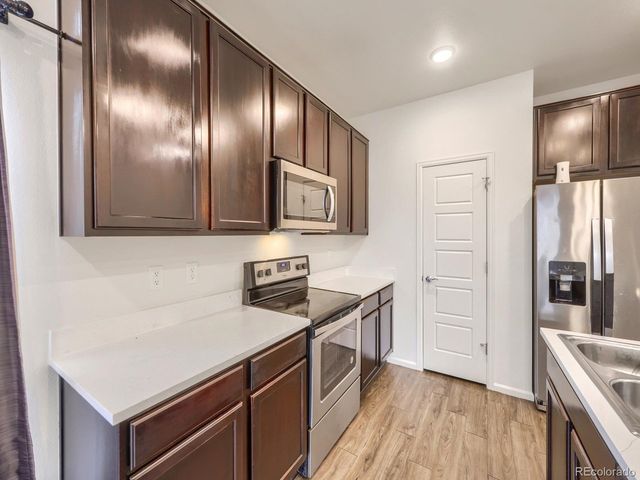 19990 E 40TH Ave 4, Denver, CO 80249