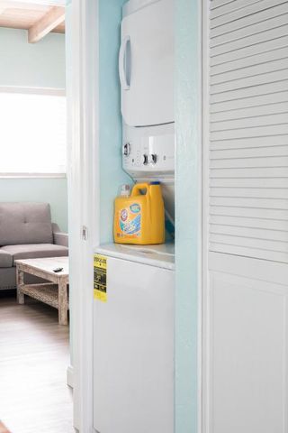 204 Coral Road, Boynton Beach, FL 33435