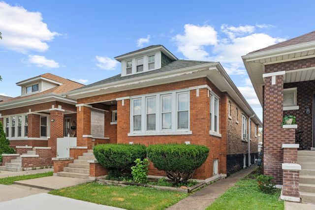 5951 S Richmond Street, Chicago, IL 60629