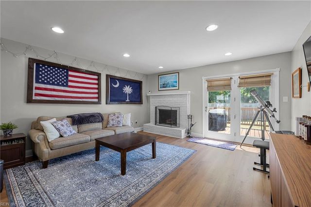 1338 Acredale RD, Virginia Beach, VA 23464