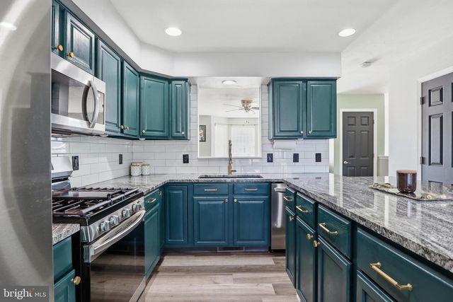 184 SARA LN, Hanover, PA 17331