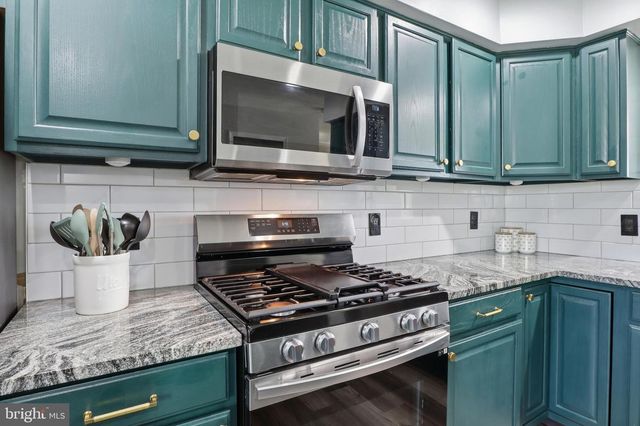 184 SARA LN, Hanover, PA 17331