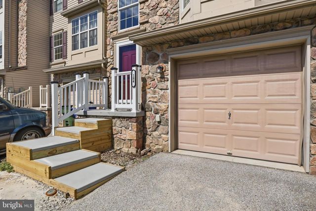 184 SARA LN, Hanover, PA 17331