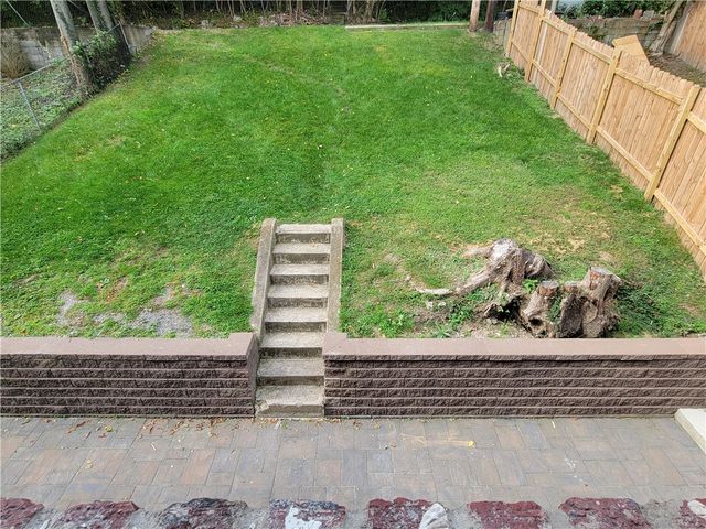 518 5th Ave, Coraopolis, PA 15108