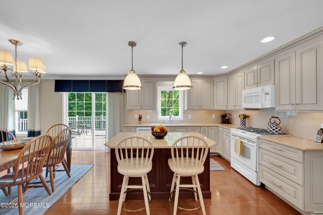 73 Brandywine Drive, Matawan, NJ 07747
