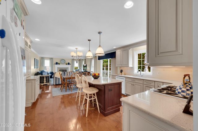 73 Brandywine Drive, Matawan, NJ 07747