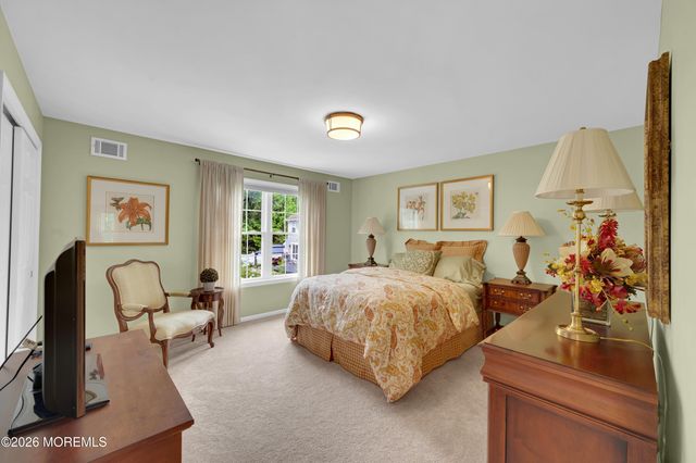 73 Brandywine Drive, Matawan, NJ 07747