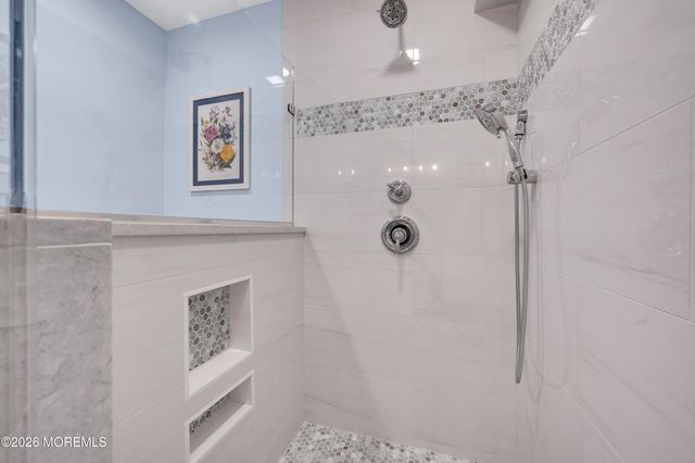 73 Brandywine Drive, Matawan, NJ 07747