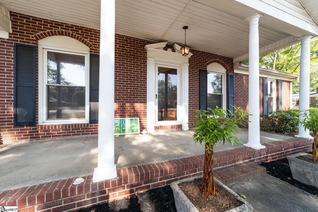 501 Cunningham Road, Taylors, SC 29687