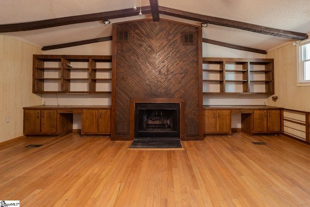 501 Cunningham Road, Taylors, SC 29687