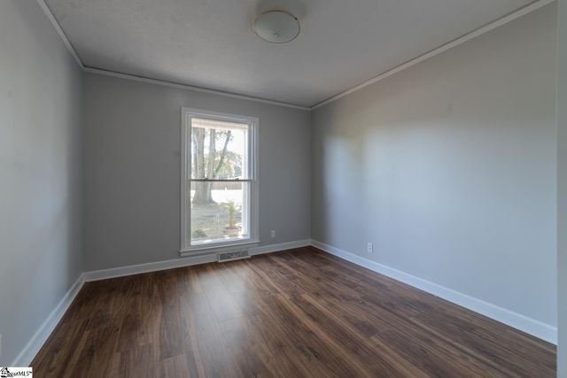501 Cunningham Road, Taylors, SC 29687