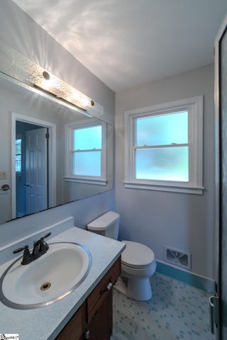 501 Cunningham Road, Taylors, SC 29687