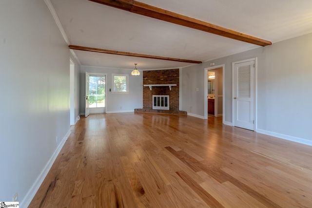 501 Cunningham Road, Taylors, SC 29687