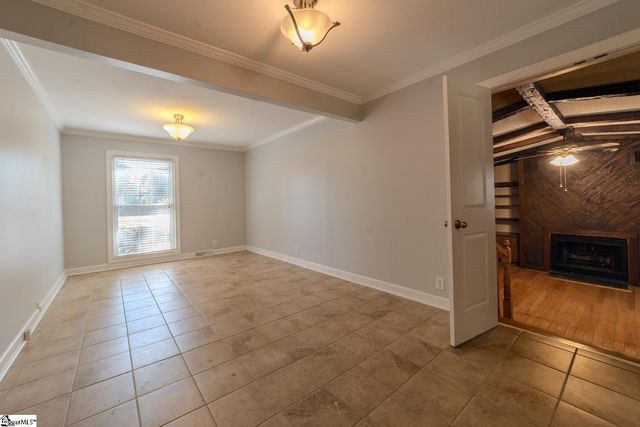 501 Cunningham Road, Taylors, SC 29687